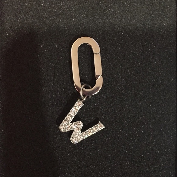 “W” Letter Charm. Henri Bendel - Picture 2 of 7